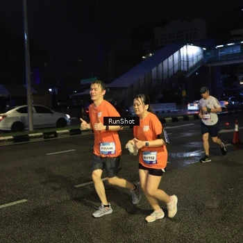 Runner Photo 7906029