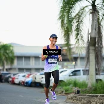 Runner Photo 7906037