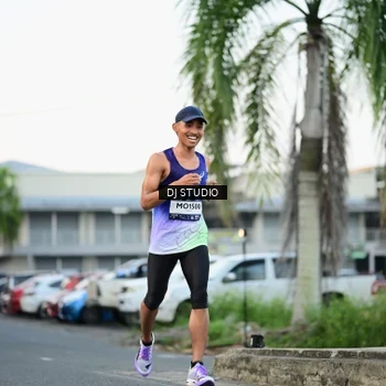 Runner Photo 7906044
