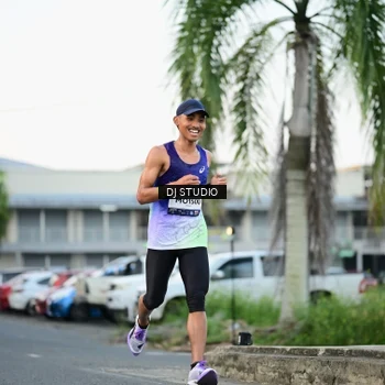 Runner Photo 7906049