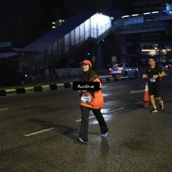 Runner Photo 7906061