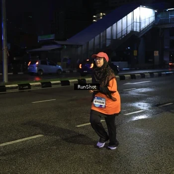 Runner Photo 7906071