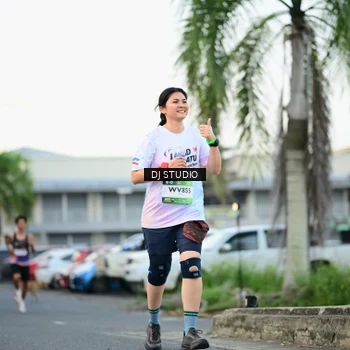 Runner Photo 7906075