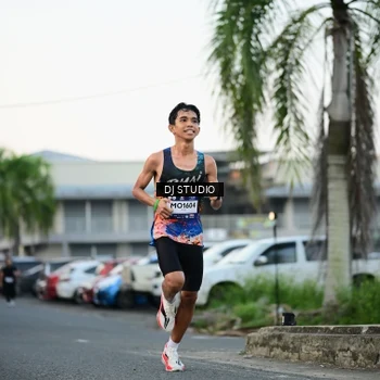 Runner Photo 7906080