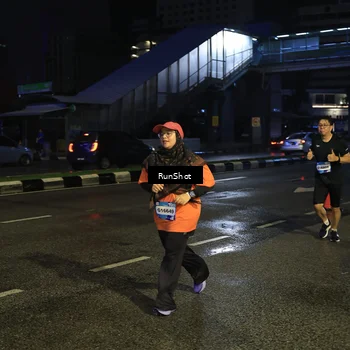 Runner Photo 7906083