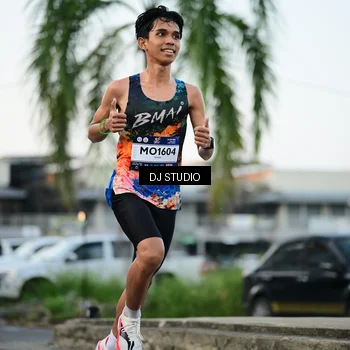 Runner Photo 7906103