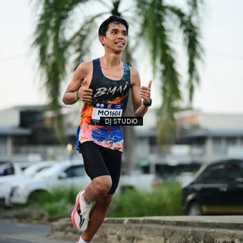 Runner Photo 7906104