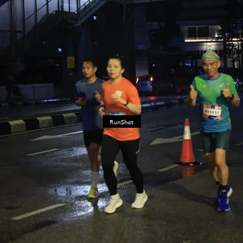 Runner Photo 7906127