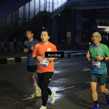 Runner Photo 7906137