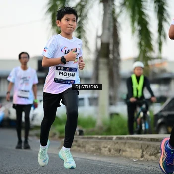 Runner Photo 7906147