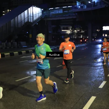 Runner Photo 7906152