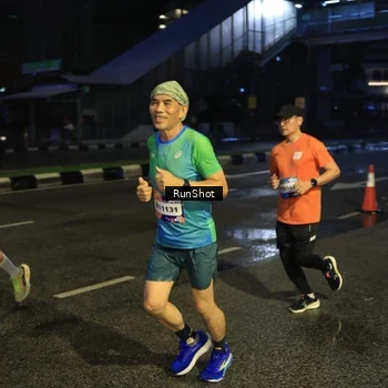 Runner Photo 7906168