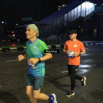 Runner Photo 7906173
