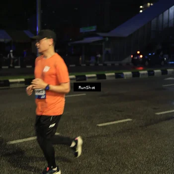 Runner Photo 7906188