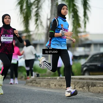 Runner Photo 7906200