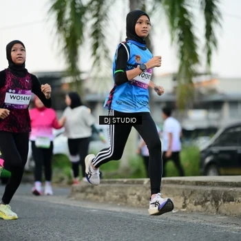 Runner Photo 7906201