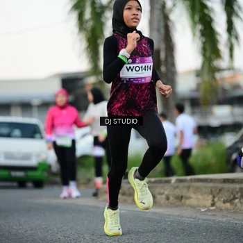 Runner Photo 7906208