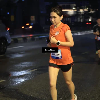 Runner Photo 7906209