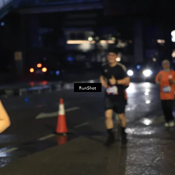 Runner Photo 7906218