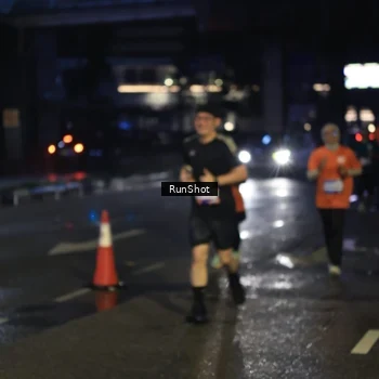 Runner Photo 7906222
