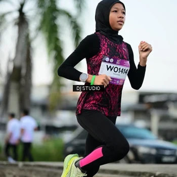 Runner Photo 7906223