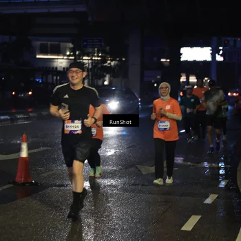 Runner Photo 7906225