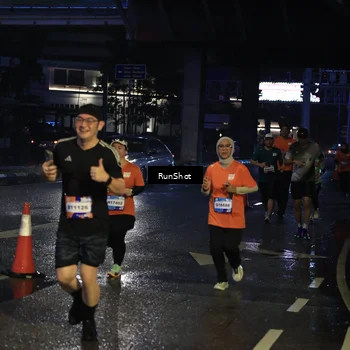 Runner Photo 7906229