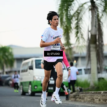 Runner Photo 7906230