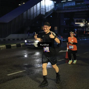 Runner Photo 7906247
