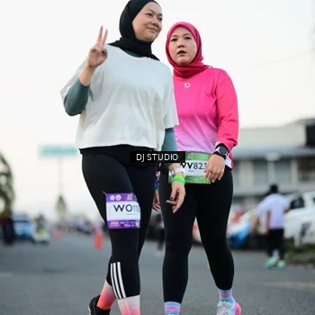 Runner Photo 7906258