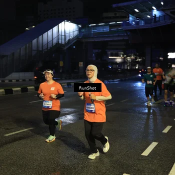 Runner Photo 7906261
