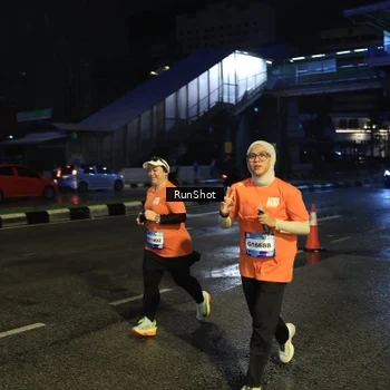 Runner Photo 7906266