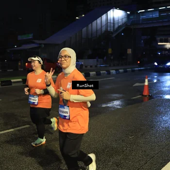 Runner Photo 7906278
