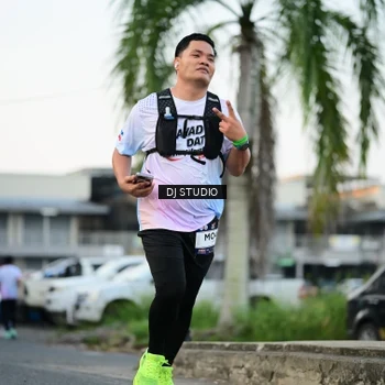 Runner Photo 7906306