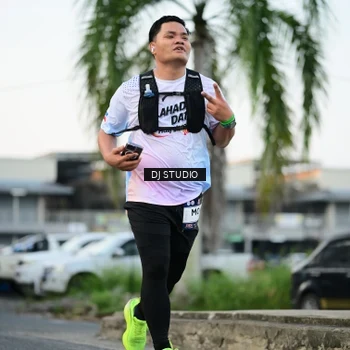 Runner Photo 7906309