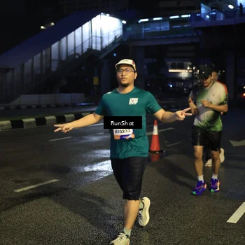 Runner Photo 7906310