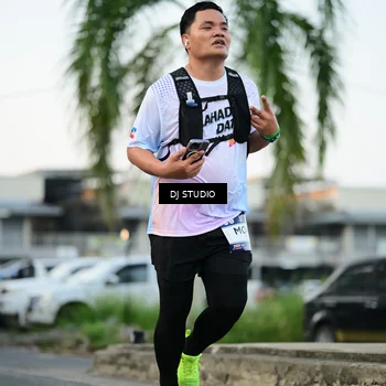 Runner Photo 7906317