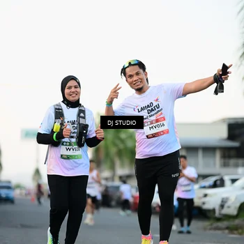 Runner Photo 7906330