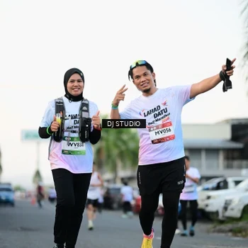 Runner Photo 7906332