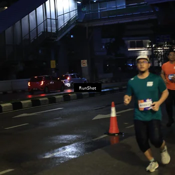 Runner Photo 7906338