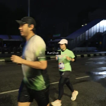 Runner Photo 7906339