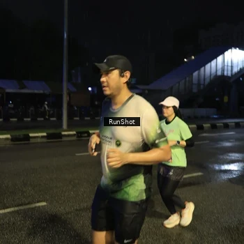 Runner Photo 7906340