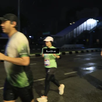 Runner Photo 7906341