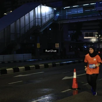 Runner Photo 7906357