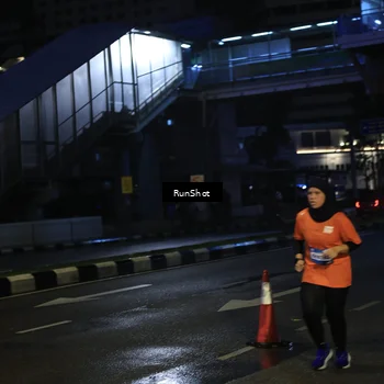 Runner Photo 7906360