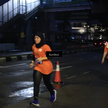 Runner Photo 7906366