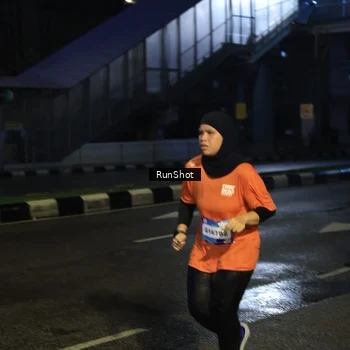 Runner Photo 7906373