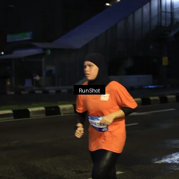 Runner Photo 7906384