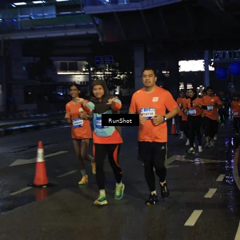Runner Photo 7906436