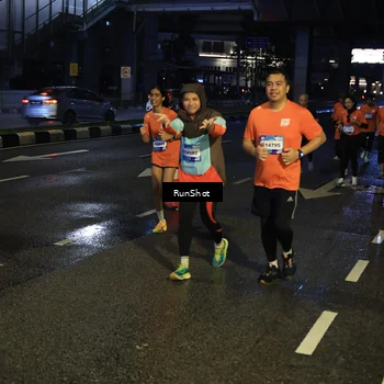 Runner Photo 7906454